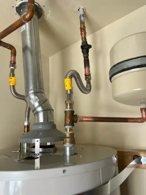 Water heater installation and plumbing repair in Dry Ridge